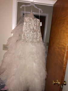Davids Bridal 'Strapless Tulle' size 12 new wedding dress front view on hanger