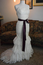 Load image into Gallery viewer, Maggie Sottero &#39;Off-White Lace&#39; size 4 used wedding dress front view on mannequin
