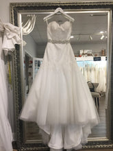Load image into Gallery viewer,  Lis Simon &#39;Helen&#39; size 14 new wedding dress front view on hanger
