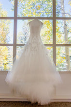 Load image into Gallery viewer, Monique Lhuillier &#39;Veronique&#39; size 4 used wedding dress front view on hanger
