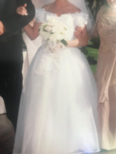 Load image into Gallery viewer, Custom &#39;White Silk&#39; size 6 used wedding dress front view on bride
