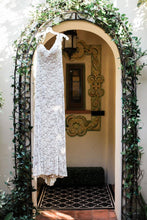 Load image into Gallery viewer, Ulla Maija &#39;Beaded&#39; size 4 used wedding dress front view on hanger
