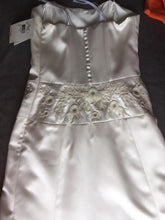 Load image into Gallery viewer, Nicole Miller &#39;Timeless&#39; size 4 new wedding dress back view flat
