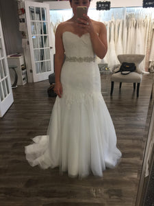 Lis Simon 'Helen' size 14 new wedding dress front view on bride