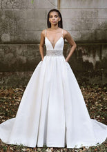Load image into Gallery viewer, Justin Alexander &#39;Signature 9878&#39; size 8 used wedding dress  front view on model
