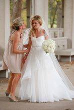 Load image into Gallery viewer, Reem Acra&#39;Lily&#39; size 0 used wedding dress front view on bride
