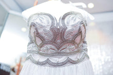 Load image into Gallery viewer, Hayley Paige &#39;Dani&#39; size 12 used wedding dress front view close up
