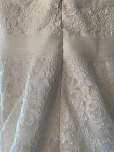 vias 'Basauri' size 6 new wedding dress back view on hanger