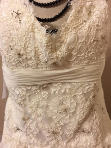 JLM Couture Alvina Valenta Floral & Tulle Wedding Dress - Alvina Valenta - Nearly Newlywed Bridal Boutique - 2