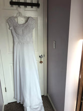 Load image into Gallery viewer, Bonny Bridal &#39;Sequin&#39; size 4 used wedding dress front view on hanger
