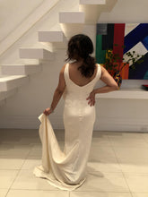 Load image into Gallery viewer, Christiana Couture &#39;Saskia&#39; size 2 used wedding dress back view on bride
