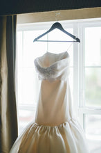 Load image into Gallery viewer, Marchesa &#39;Strapless Mermaid&#39; size 2 used wedding dress front view on hanger
