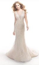Load image into Gallery viewer, Maggie Sottero &#39;Spencer&#39; size 2 used wedding dress front view on model
