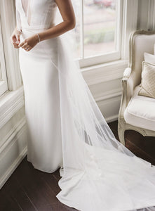 Donatella Piccaretta 'Plunging V-neck Sheath Wedding Dress and Tulle Cape'