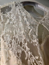 Load image into Gallery viewer, Elie Saab &#39;Birgit&#39; size 6 used wedding dress view of fabric
