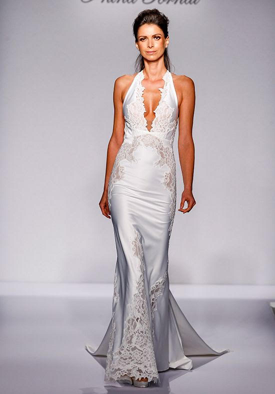 Pnina Tornai '4457' size 6 sample wedding dress front view on model