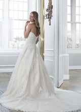 Load image into Gallery viewer, Lillian West &#39;6386&#39; size 22 new wedding dress back view on model

