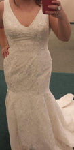 Load image into Gallery viewer, Oleg Cassini &#39;Lace Trumpet&#39; - Oleg Cassini - Nearly Newlywed Bridal Boutique - 1
