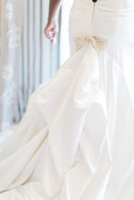 Load image into Gallery viewer, Anna Maier &#39;Laetitia&#39; - Anna Maier - Nearly Newlywed Bridal Boutique - 4
