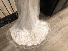 Load image into Gallery viewer, Kitty Chen &#39;Evelyn&#39; size 2 used wedding dress view of train
