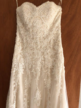 Load image into Gallery viewer, Maggie Sottero &#39;Viera&#39; size 10 used wedding dress front view close up
