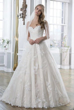 Load image into Gallery viewer, Lillian West &#39;6386&#39; size 22 new wedding dress front view on model
