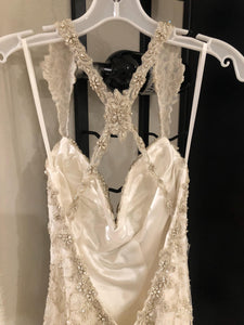 Kitty Chen 'Evelyn' size 2 used wedding dress back view on hanger