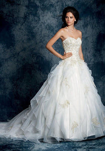 Alfred Angelo 'Sapphire' size 4 sample wedding dress front view on model