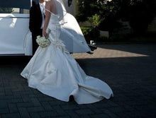 Load image into Gallery viewer, Simone Carvalli &#39;90007&#39; - Simone Carvalli - Nearly Newlywed Bridal Boutique - 5

