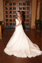 Load image into Gallery viewer, Alfred Angelo &#39;2438&#39; size 4 used wedding dress side view on bride
