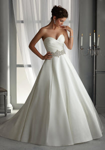 Mori Lee '5266' size 16 sample wedding dress front view on model