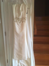 Load image into Gallery viewer, Nicole Miller &#39;Timeless&#39; size 4 new wedding dress front view on hanger
