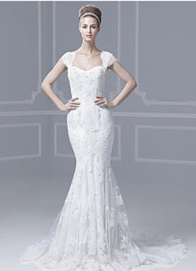 Enzoani 'Fiji' size 4 new wedding dress front view on model