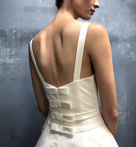 Amsale 'Brent' size 0 used wedding dress back view close up