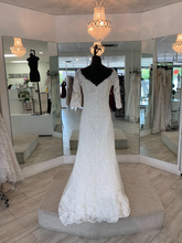 Load image into Gallery viewer, Sophia Tolli &#39;Riona&#39; size 8 new wedding dress front view on mannequin
