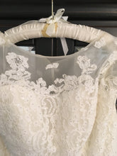 Load image into Gallery viewer, Oleg Cassini &#39;Illusion&#39; size 16 used wedding dress view of lace detail
