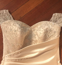 Load image into Gallery viewer, Maggie Sottero &#39;Felicity Couture&#39; size 10 used wedding dress front view flat
