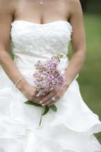 Load image into Gallery viewer, Jim Hjelm &#39;8962&#39; - Jim Hjelm - Nearly Newlywed Bridal Boutique - 5
