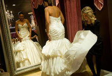 Load image into Gallery viewer, Winnie Couture &#39;AAliyah 3172&#39; - Winnie Couture - Nearly Newlywed Bridal Boutique - 3
