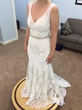 Load image into Gallery viewer, Allure Bridals &#39;2800&#39; - Allure Bridals - Nearly Newlywed Bridal Boutique - 2
