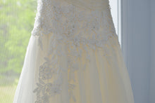Load image into Gallery viewer, Melissa Sweet &#39;Harlow&#39; - Melissa Sweet - Nearly Newlywed Bridal Boutique - 2
