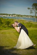 Load image into Gallery viewer, Melissa Sweet &#39;Harlow&#39; - Melissa Sweet - Nearly Newlywed Bridal Boutique - 5
