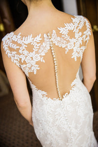 Pronovias 'Orlara' size 2 used wedding dress back view close up